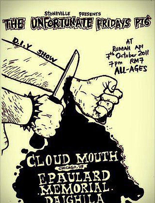2011_10_07_Cloud_mouth_rumah_api